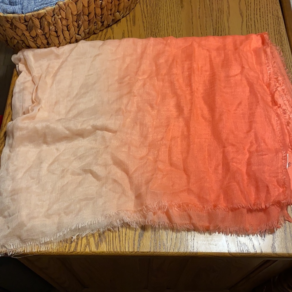 Bundle of (3) Scarves - Picture 9 of 10